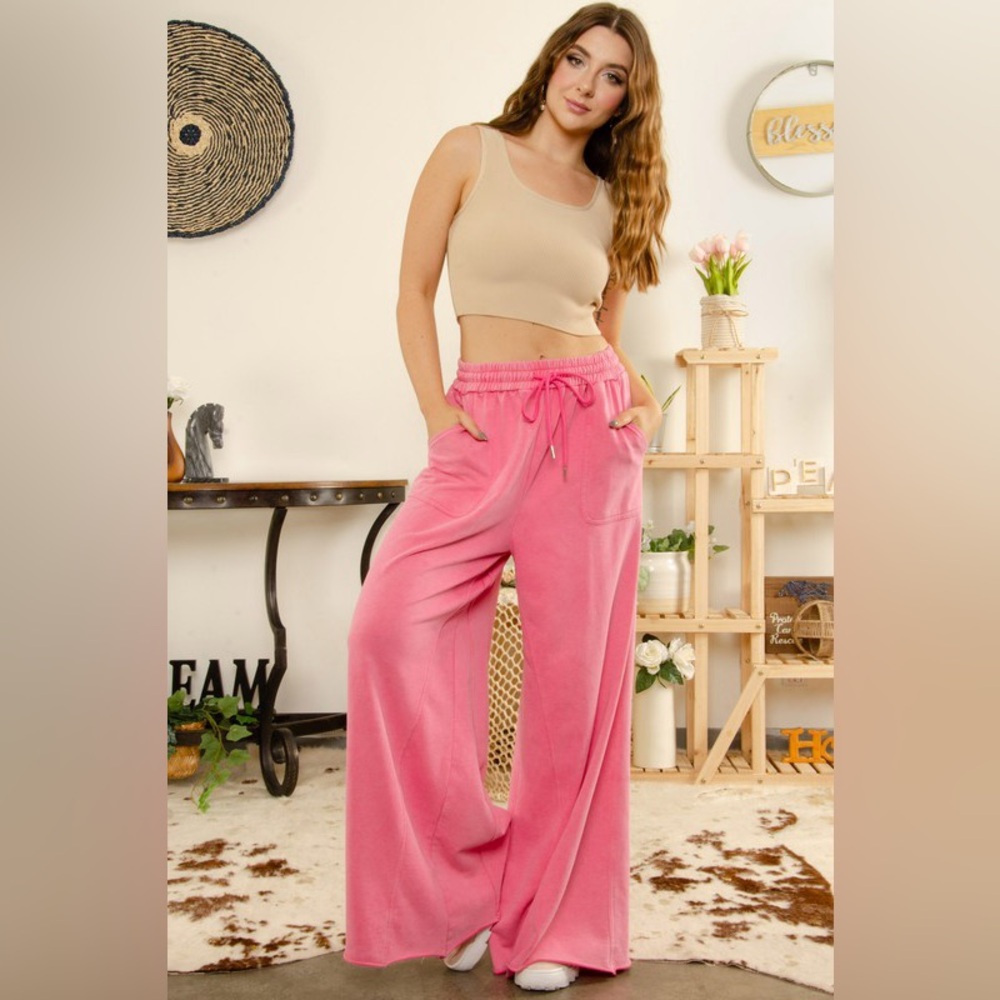 BV25 Bluevelvet Wide-Leg Pants Available in Pink and Jade green color